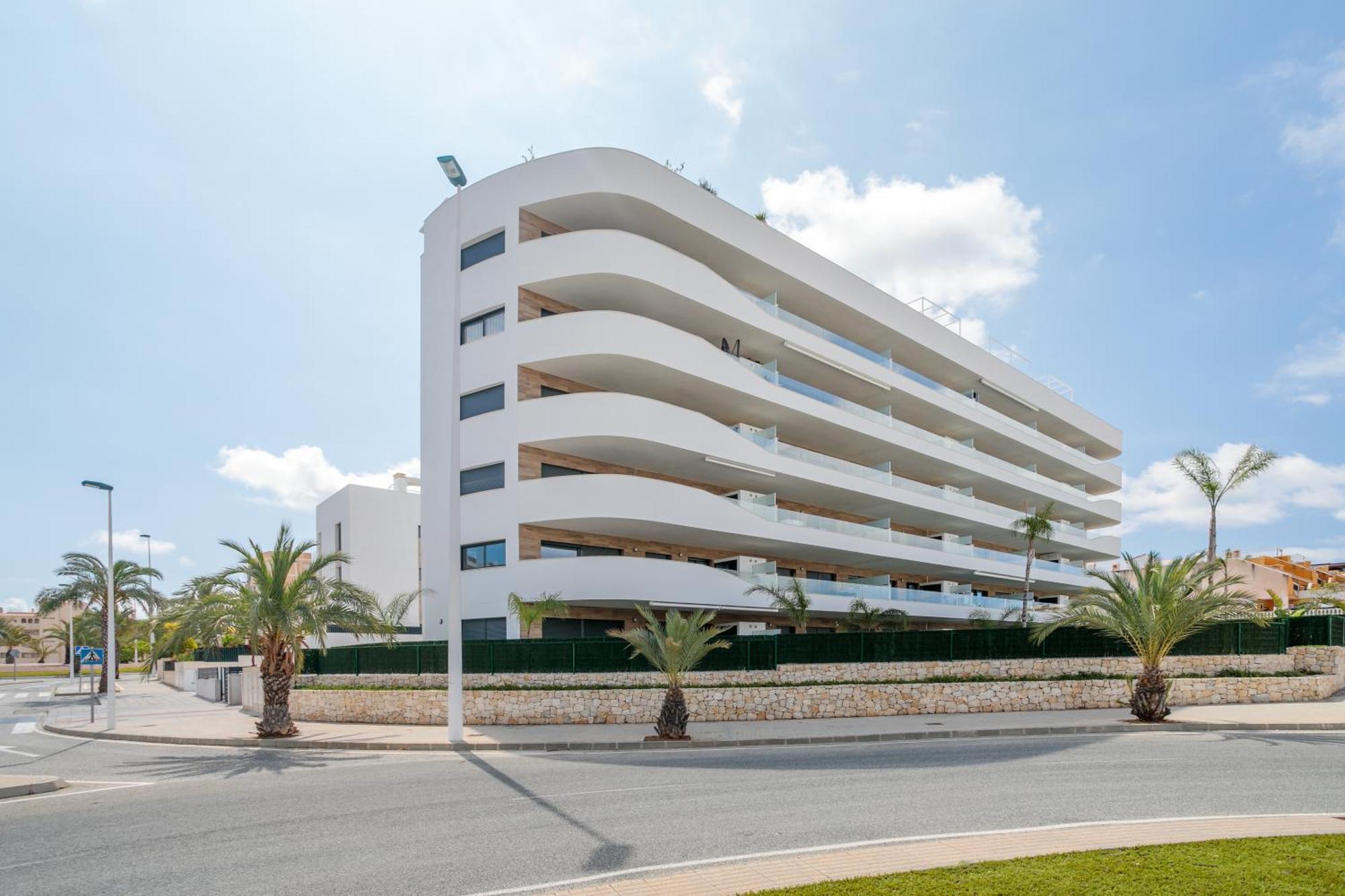 Arenales Terrace Refugee New Apartment With Pool And Gym 阿勒纳勒斯德尔索尔 外观 照片