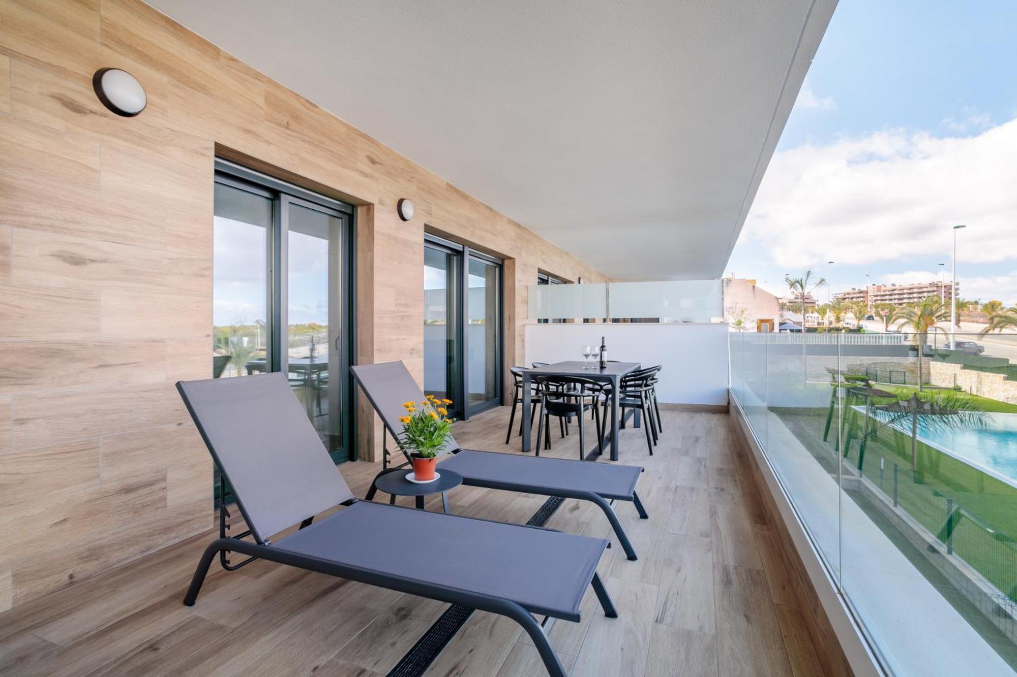 Arenales Terrace Refugee New Apartment With Pool And Gym 阿勒纳勒斯德尔索尔 外观 照片